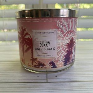 Bath & Body Works 3-Wick Candle - Berry Waffle Cone